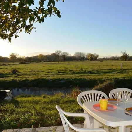 Maison Avec Grand Jardin Donnant Sur Un Champ St Cyprien Sc000-018 Villa
