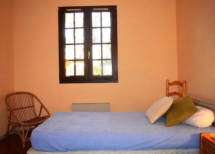 Maison Avec Grand Jardin Donnant Sur Un Champ St Cyprien Sc000-018 * Saint-Cyprien (Pyrenees-Orientales)